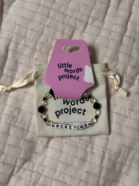 Little Words Project Hockey Mom Beaded Bracelet Black Gold Crystal Stretch